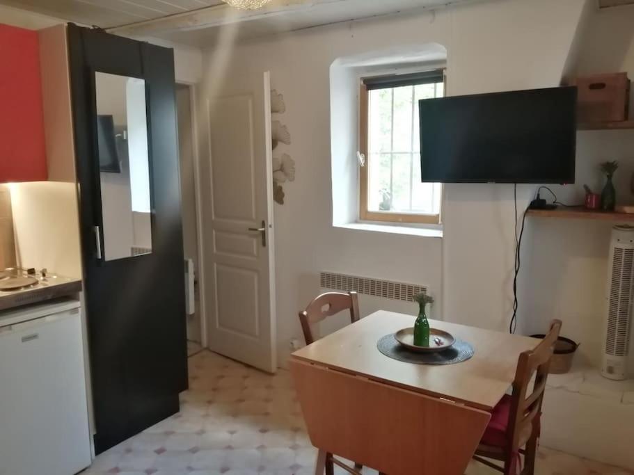 Petit Studio Au Coeur D'Uzes Leilighet Eksteriør bilde